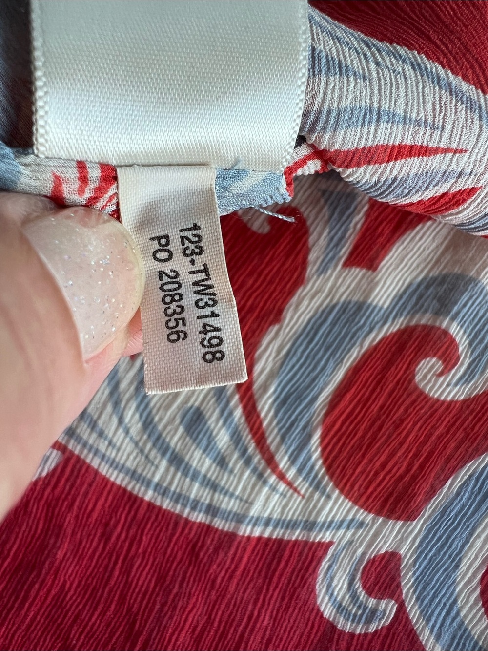 Tommy Bahama Women’s EUC Floral Red Blue White Silk Long Sleeve Blouse Size M - Picture 14 of 15